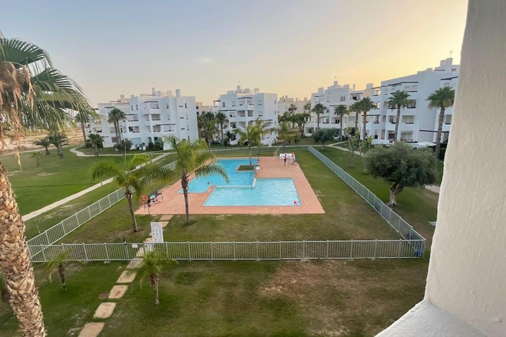 Apartamento En Resort De Golf 托雷帕切科 外观 照片